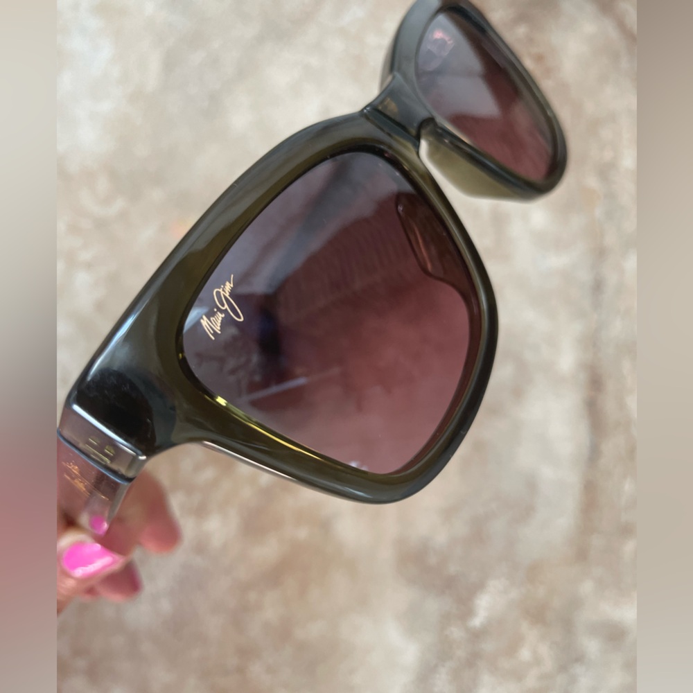 MAUI JIM *NEW* Hanohano Polarized Classic Sunglasses Green with Rose Glass Lens - Picture 2 of 16
